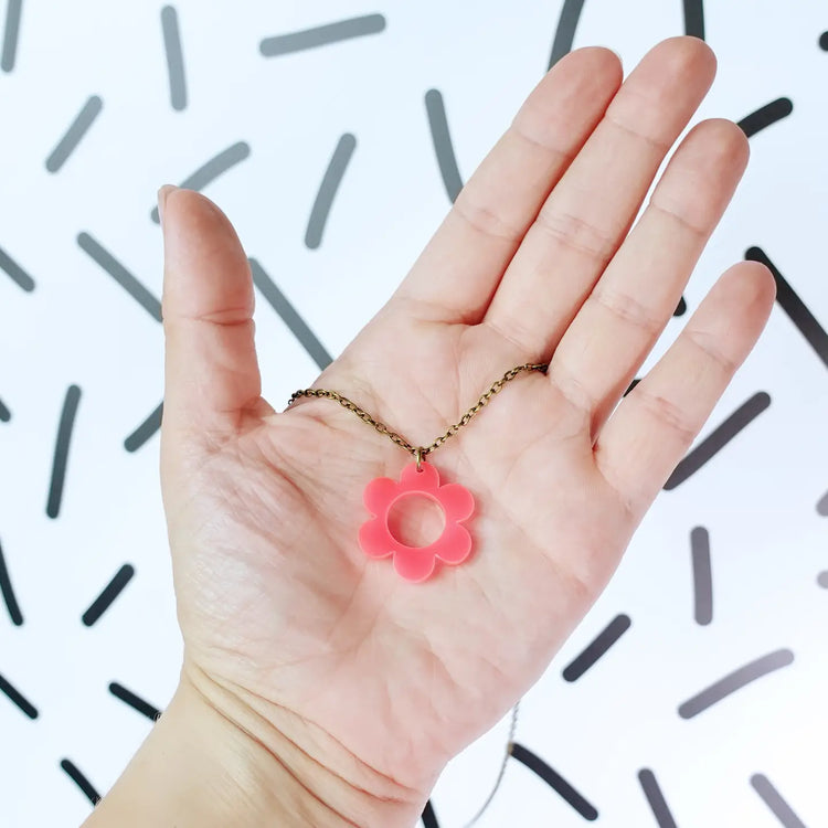 SUPER SECONDS Daisy Mini Necklace