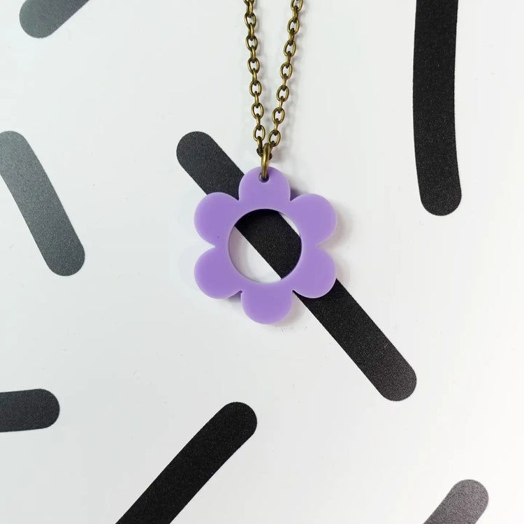 SUPER SECONDS Daisy Mini Necklace