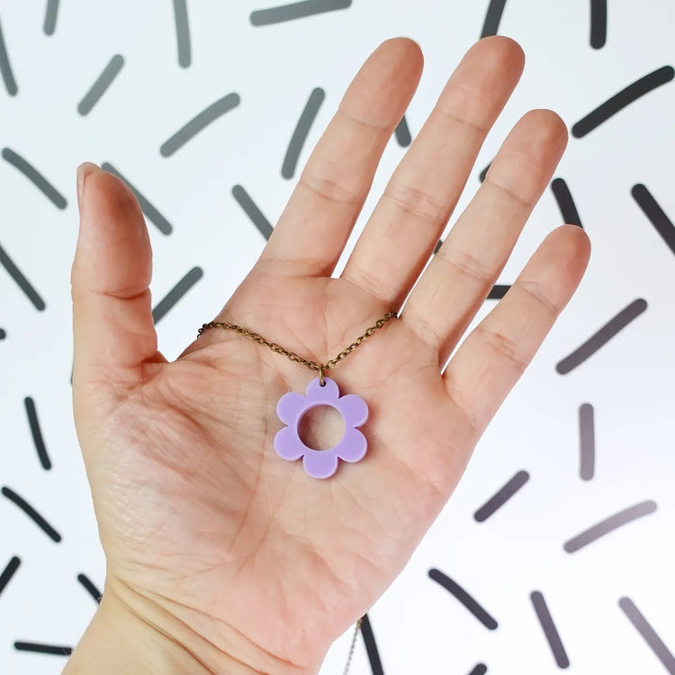 SUPER SECONDS Daisy Mini Necklace